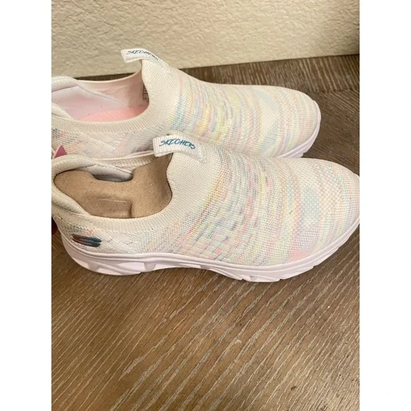 Skechers Kids Girls Size 1 Glide Step Sport Tennis  Shoes New - Picture 3 of 4